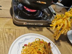 土豆筋-名羊天下陕北横山铁锅炖羊肉(博文路店)