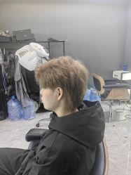 -藤野造型烫发染发