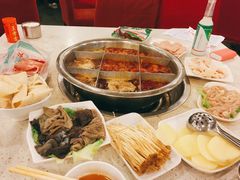 -朱氏胖子烂火锅(洪崖洞店)