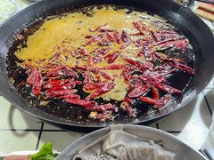 -铜元老码头鳝鱼火锅