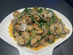 -肥肥虾庄·金牌油焖大虾(杨园滨江时代walk店)