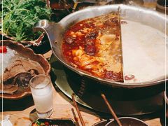 -湊湊火锅·茶憩(杭州湖滨银泰in77店)