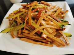 -老来福·非遗酸汤兔(凯旋路店)