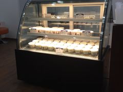 面包甜点陈列柜-三元梅园(团结湖店)