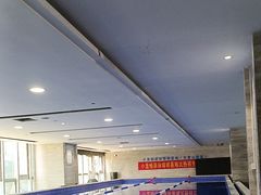 -小蓝鲸游泳培训基地(石景山店)