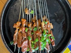 -包整·丝娃娃(一览甲秀楼风景店)