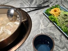 -大头椰·海南椰子鸡火锅(思明万象城店)