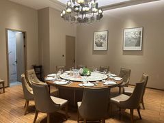 -泓历皇朝酒店(东亭店)