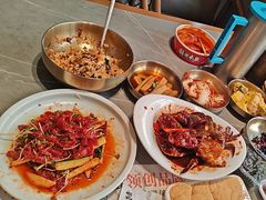 -草家酱蟹炭火烤肉店(珲春南路一店)