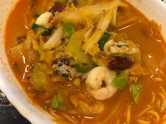 辣海鲜面-桃园中华料理炸酱面(燕儿岛路店)