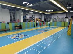 -逗你运动体能训练中心(冠城店)