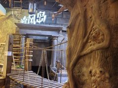 -暴风岛沉浸式体验馆(百联世纪店)
