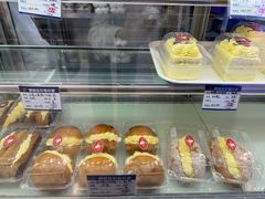 -白玉兰食品甜凤店(合生汇店)