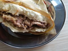 普通腊汁肉夹馍-樊记腊汁肉(竹笆市总店)