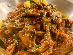 -张大师鸭爪爪特色干锅(南湖店)