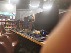 -网鱼网咖·电竞(南开百脑汇店)