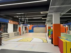 -悦动体能篮球羽毛球网球(三里河店)