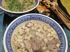 -崇德楼水盆牛羊肉泡馍馆(文艺路店)