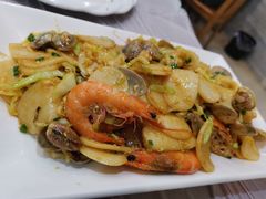 海鲜炒年糕-金海湾海鲜排档(朱家尖店)
