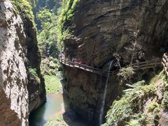-龙水峡地缝景区
