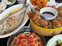 -七的湖·晚芳亭·阳澄湖农家菜·大闸蟹(莲花岛店)