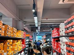 -NIKE上海青浦优选体验店
