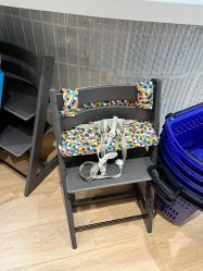 -丽婴房(七莘路店)