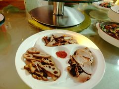 -月圆霖特色农家乐