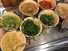 -拈签一笑黄牛肉辣卤串串