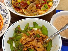 -李与白包子铺(桐梓林店)