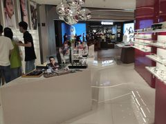 -吴良材眼镜(南翔印象城MEGA店)