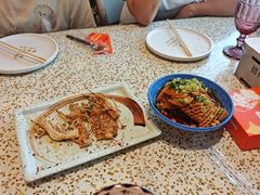 -小董哥烤串·爆汁大油边(故宫店)