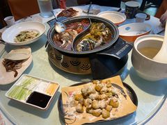 -阿瓦山寨·湘菜现炒·剁椒鱼头王(咸阳总店)