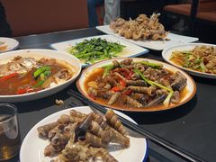 -鑫悦楼煎蟹·16年海鲜大排档
