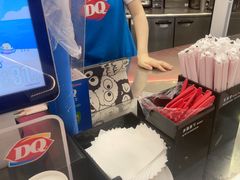-DQ·蛋糕·冰淇淋(西城红场店)