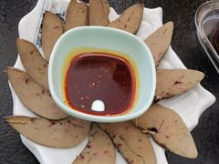 -撒拉人家.酸菜牦牛肉火锅