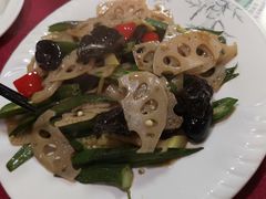 青芥末炒秋葵-佛有缘素食馆·荔湾老字号(陈家祠首店)