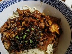 蛤蜊猪肝面-沪西老弄堂面馆(定西路店)