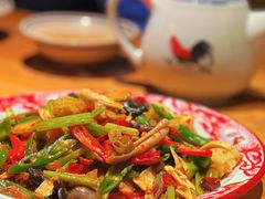 自贡火爆双脆-破三川·新川菜(静安大融城店)