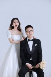 -雪中彩影婚纱摄影·微光艺术中心