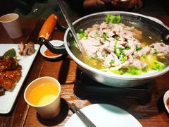 -全牛匠·乐山跷脚牛肉(西单华威约饭街店)