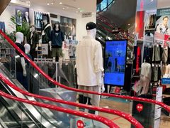 -优衣库(深圳万象天地旗舰店)