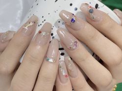 -爱纶美·美甲美睫半永久