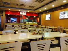 -鑫花溪牛肉米粉(凤凰街创始总店)
