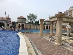 -泉城欧乐堡戏水湾艺术养生温泉