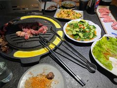 -七甲山烤肉(长白山奇石山珍根艺一条街店)