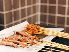 烤牛油-何妹湿辣牛肉·粤式烧烤砂煲(桂雅路店)