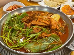 -喇喇排骨火锅·传统韩式脊骨汤(望京西园总店)