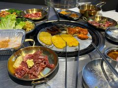 -哈哈碳都·牛肋条无限自助烤肉(台江万达店)