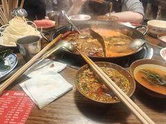 -萍姐火锅·公路夜市(武汉首店)